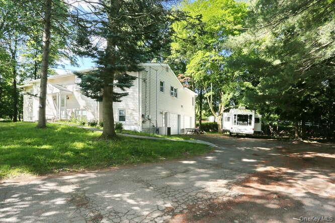 Single Family Charlotte Drive Rockland County, NY 10977, MLS-H6336195-5