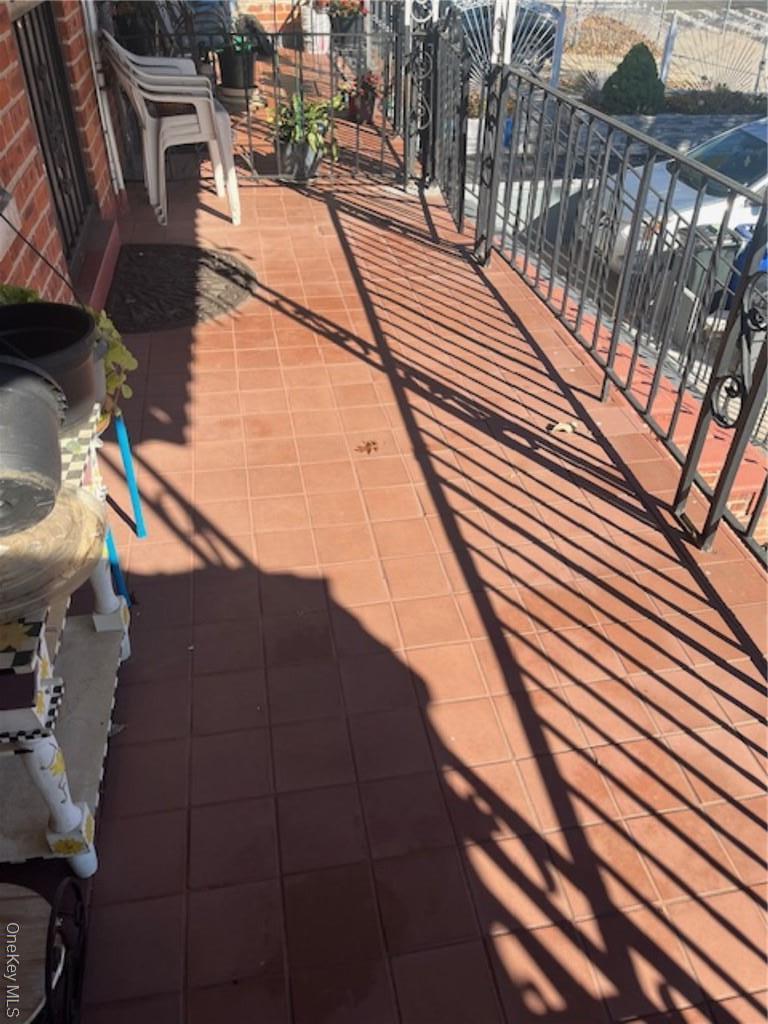 Single Family Paulding Bronx, NY 10469, MLS-H6336254-3