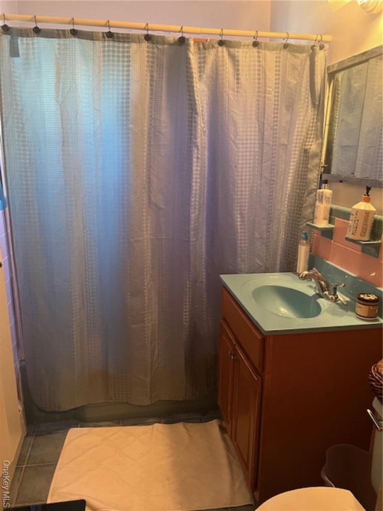 Single Family Paulding Bronx, NY 10469, MLS-H6336254-5