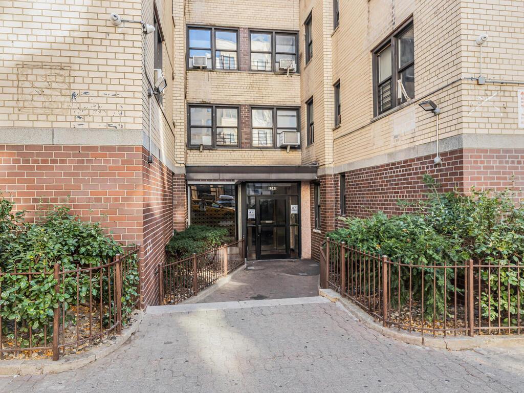 Coop Marion  Bronx, NY 10458, MLS-H6336263-16