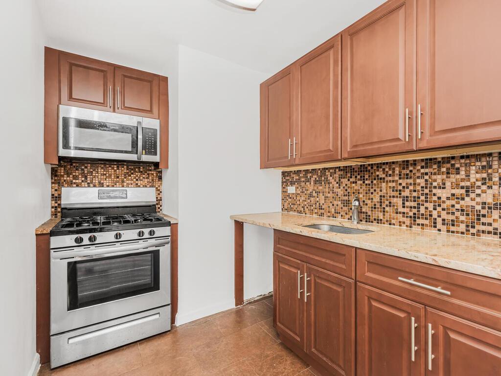 Coop Marion  Bronx, NY 10458, MLS-H6336263-8