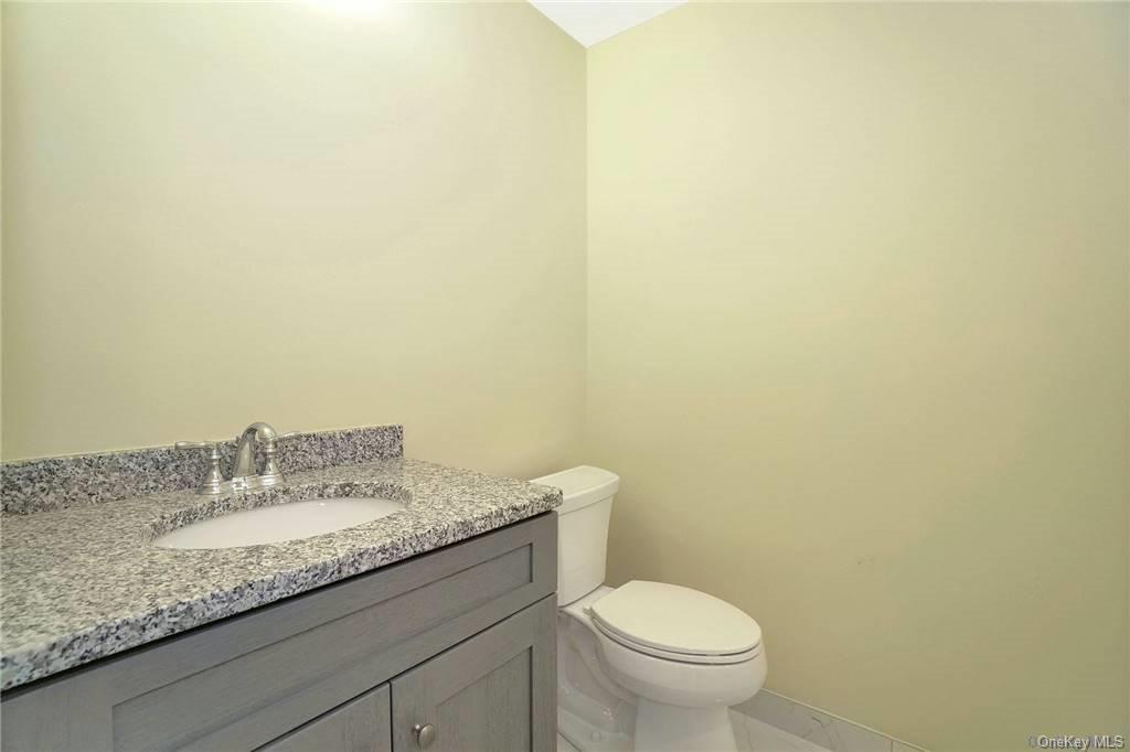 Single Family Blue Point  Suffolk County, NY 11738, MLS-L3109646-18