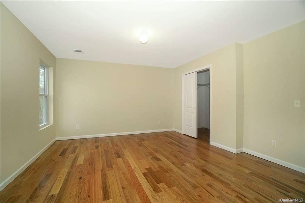 Single Family Blue Point  Suffolk County, NY 11738, MLS-L3109646-22