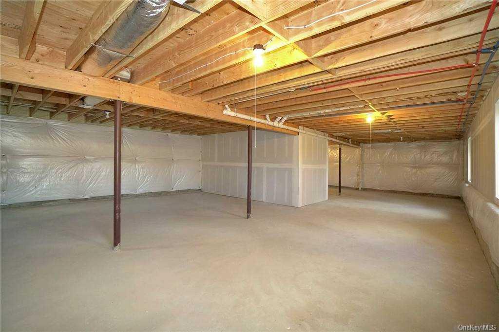 Single Family Blue Point  Suffolk County, NY 11738, MLS-L3109646-26