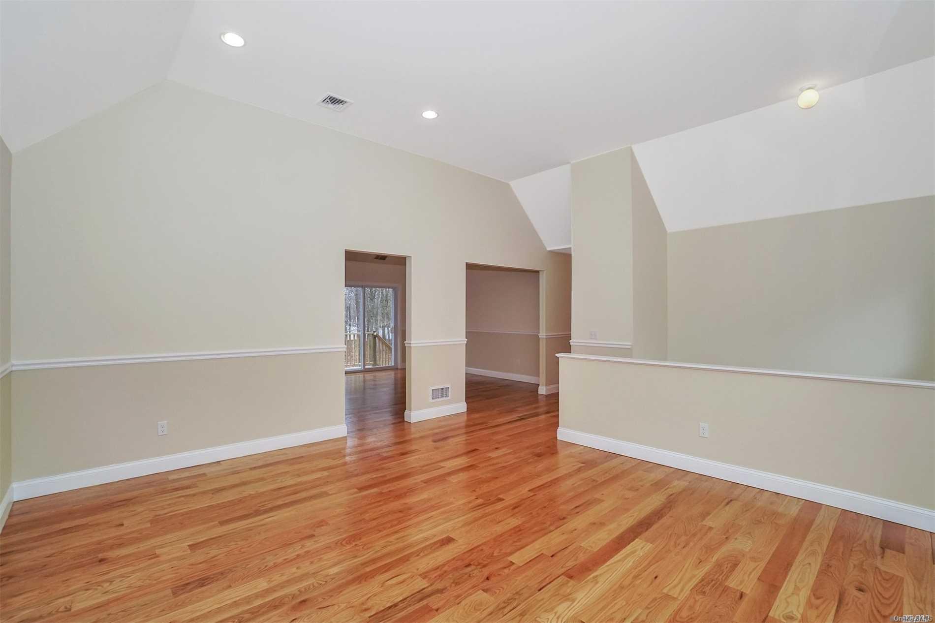 Single Family Blue Point  Suffolk County, NY 11738, MLS-L3109646-6