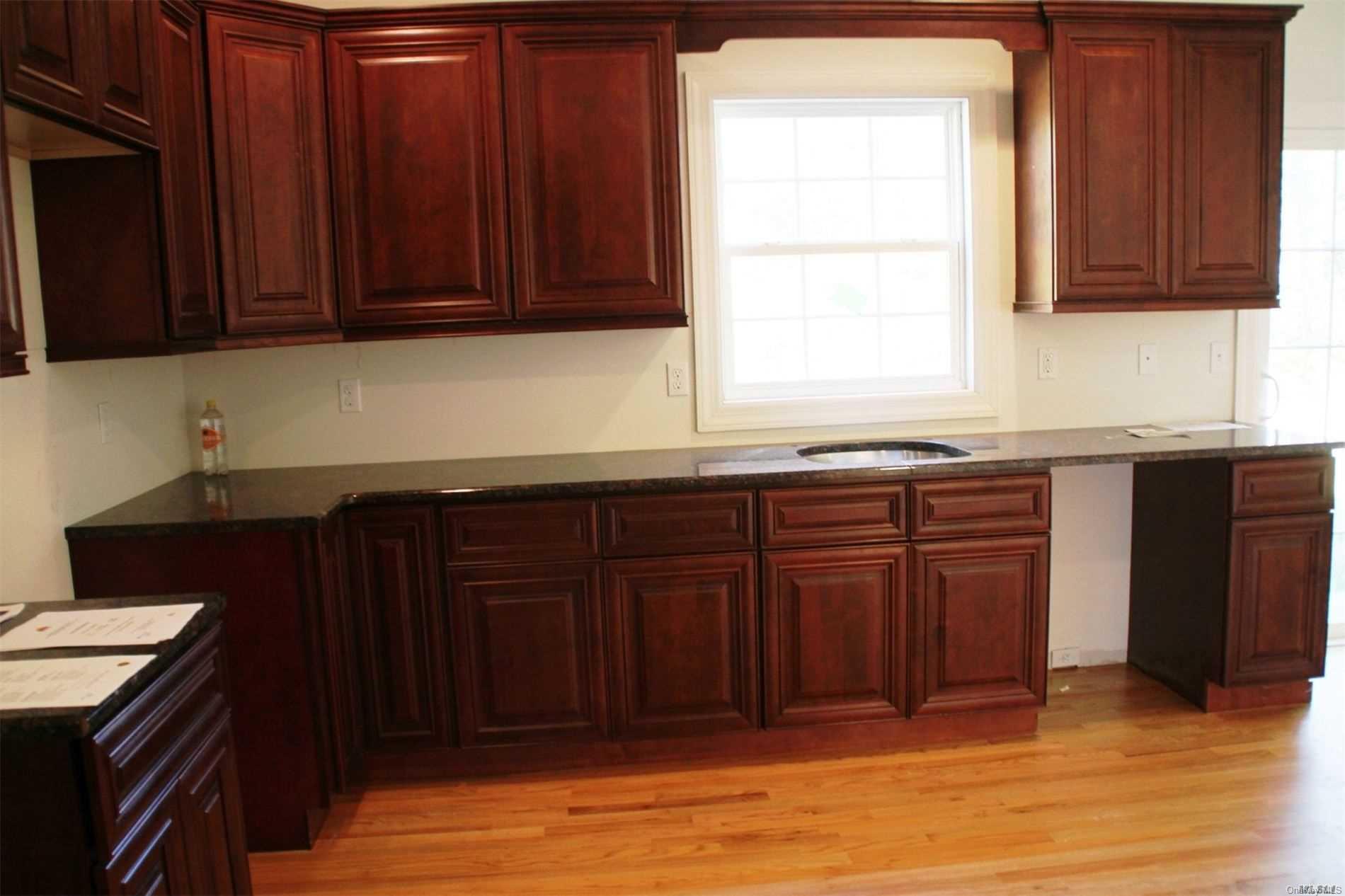 Single Family Blue Point  Suffolk County, NY 11738, MLS-L3191579-11