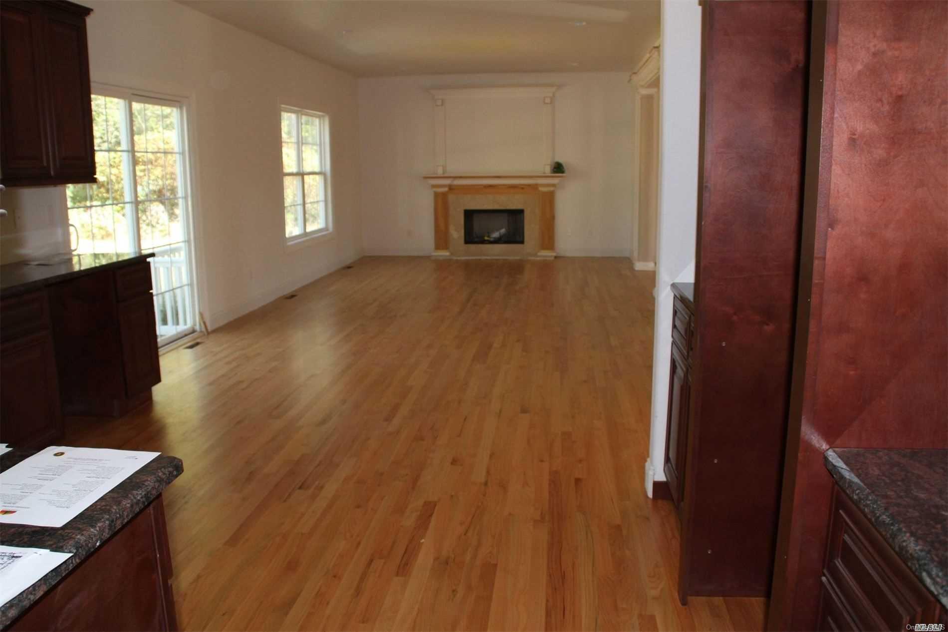 Single Family Blue Point  Suffolk County, NY 11738, MLS-L3191579-14