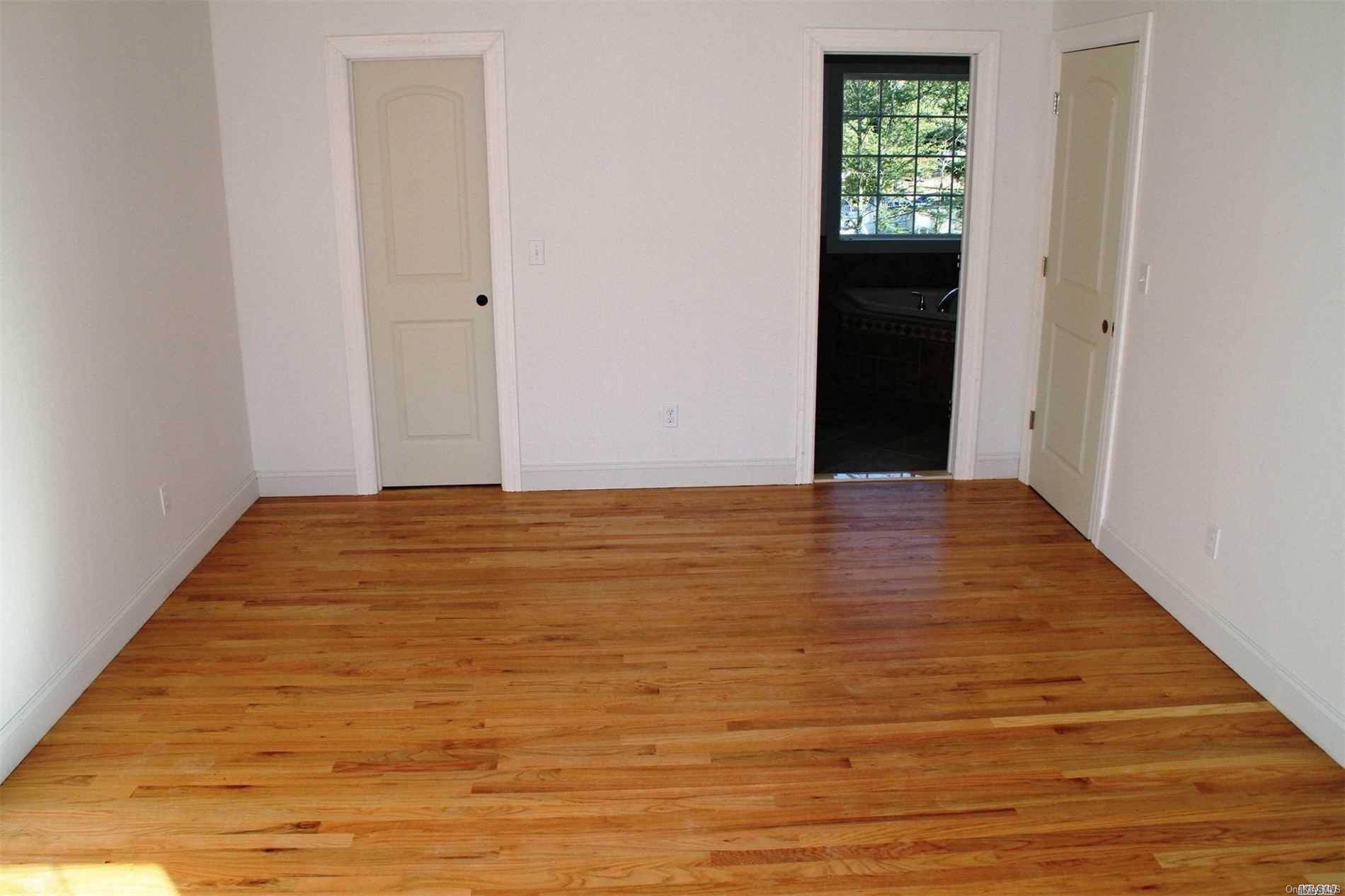 Single Family Blue Point  Suffolk County, NY 11738, MLS-L3191579-17