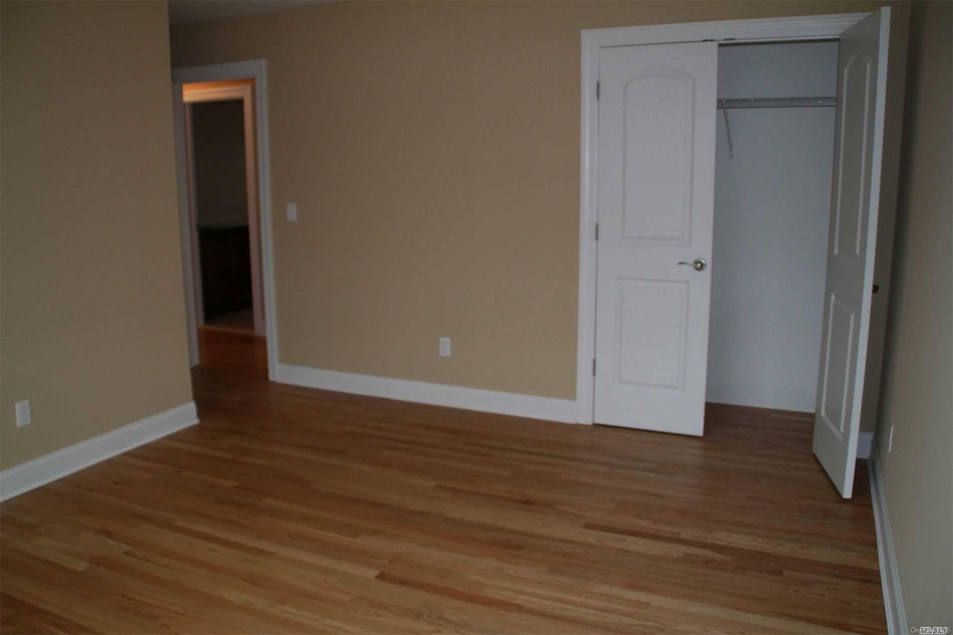 Single Family Blue Point  Suffolk County, NY 11738, MLS-L3191579-18
