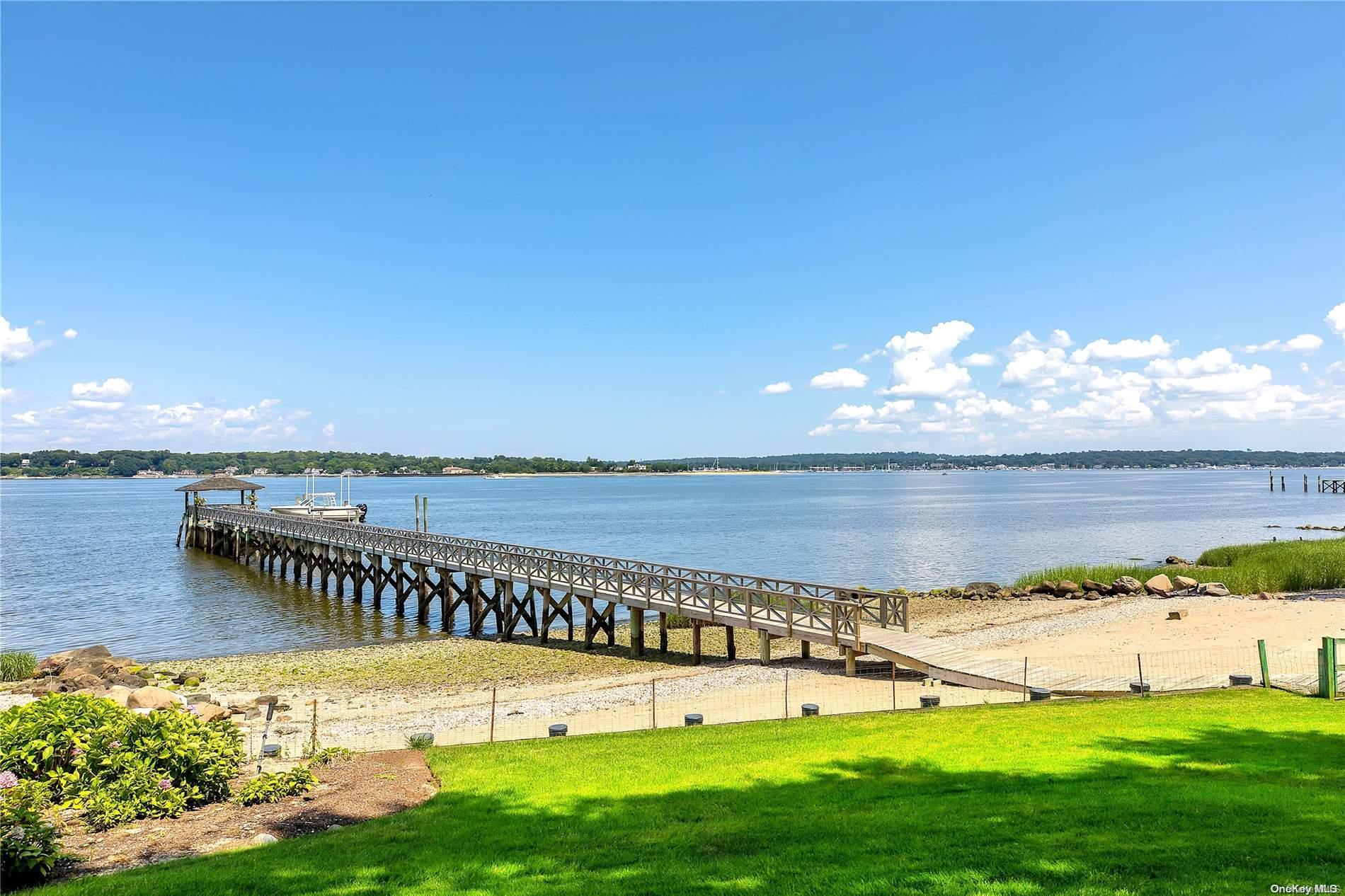 Single Family Dock  Nassau County, NY 11024, MLS-L3334706-4