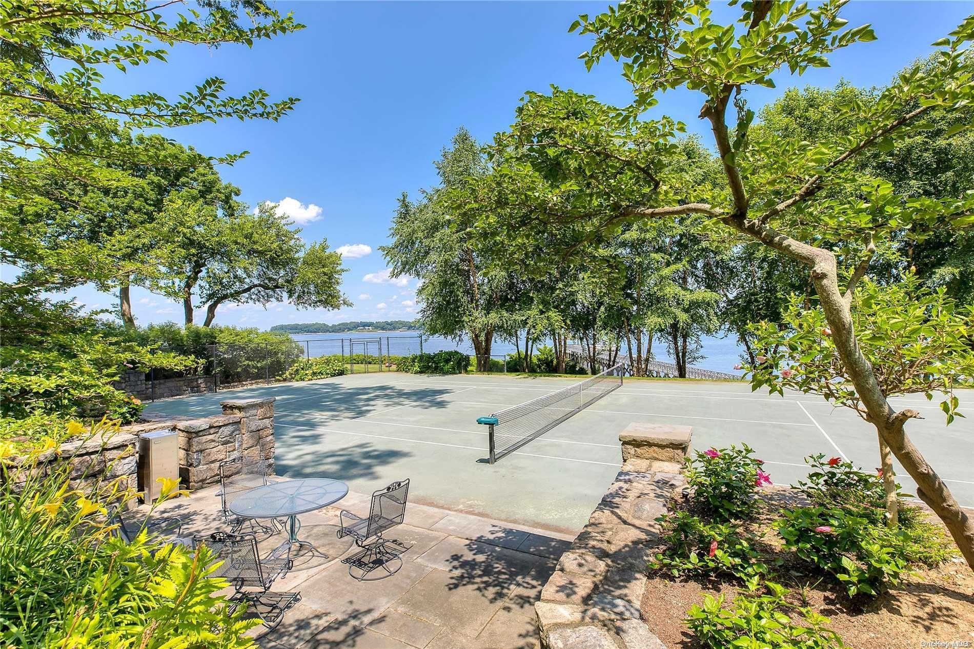 Single Family Dock  Nassau County, NY 11024, MLS-L3334706-5