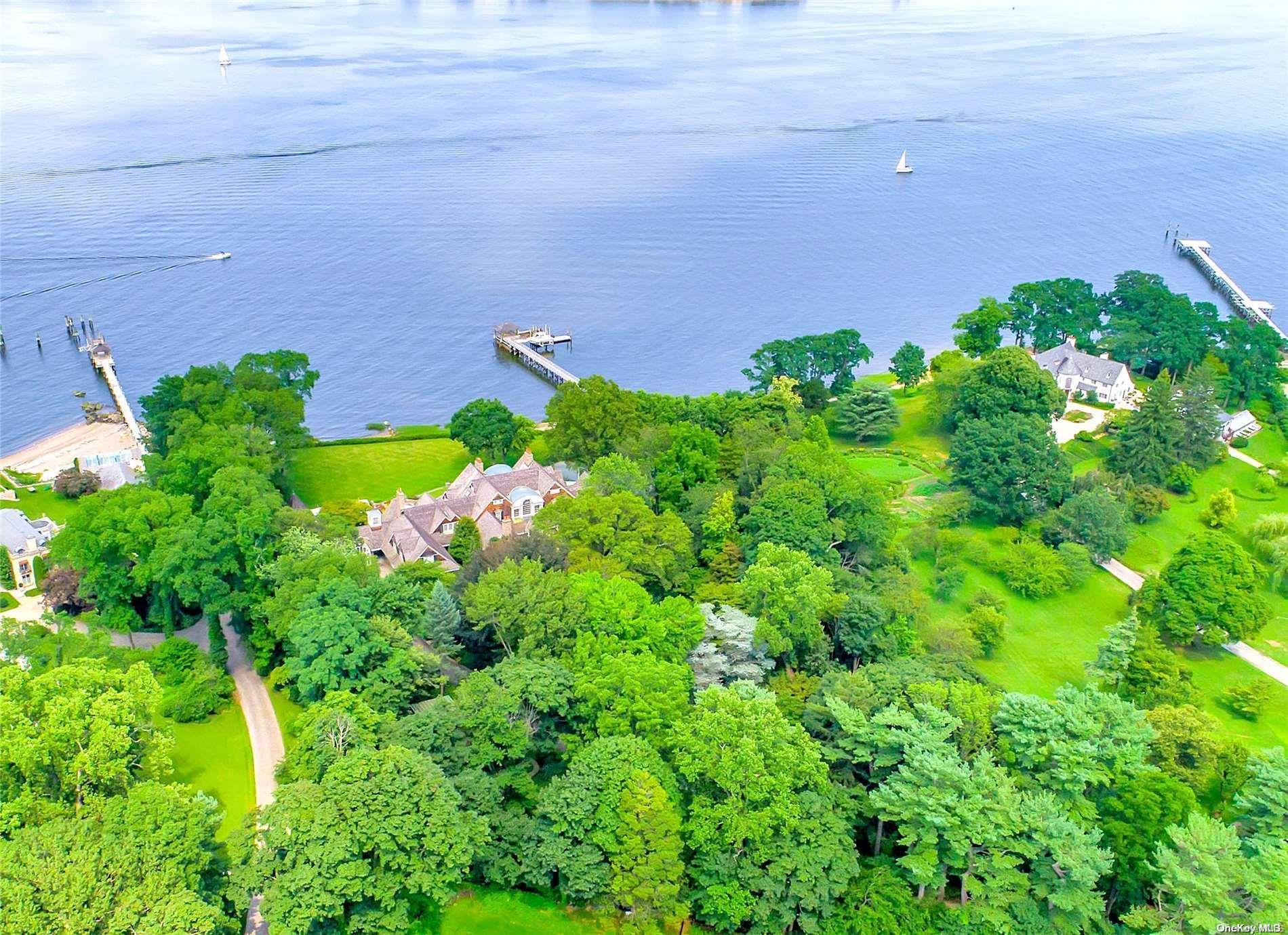 Single Family Dock  Nassau County, NY 11024, MLS-L3334706-6
