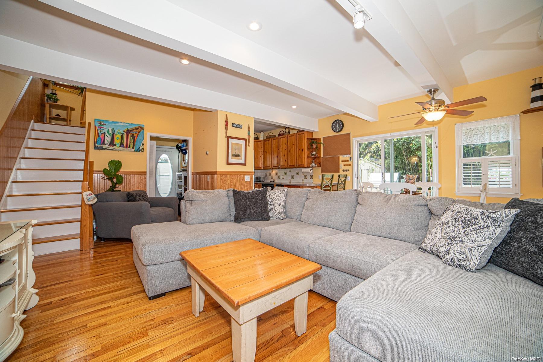 Single Family End  Suffolk County, NY 11706, MLS-L3346223-10