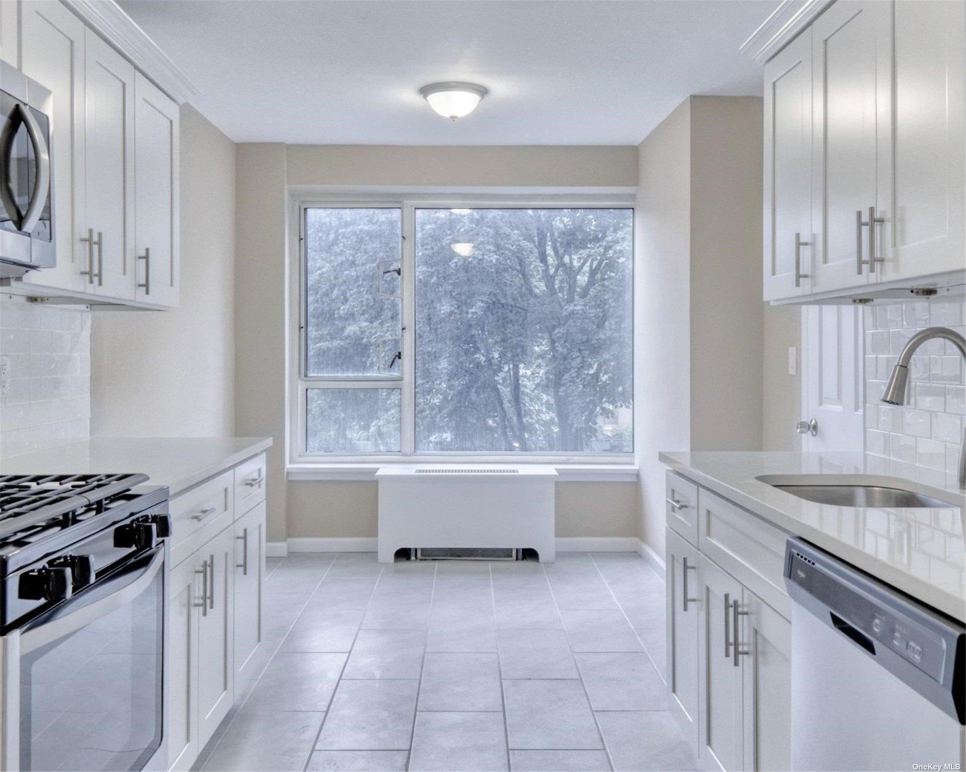 Coop Powells Cove  Queens, NY 11357, MLS-L3418141-10