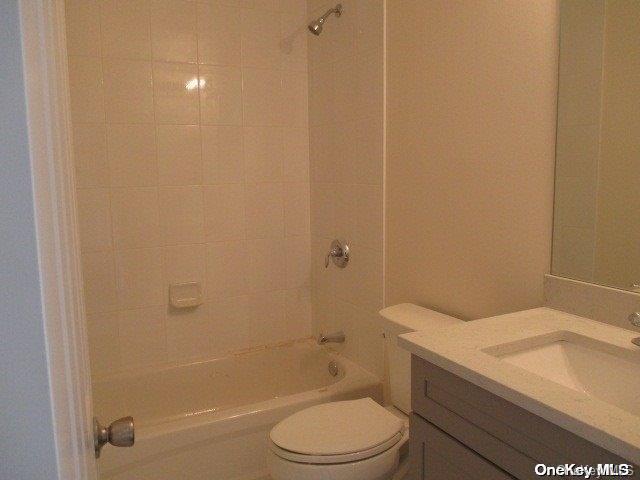 Single Family Bayview  Suffolk County, NY 11713, MLS-L3436386-14