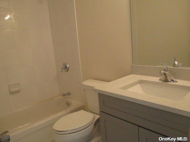 Single Family Bayview  Suffolk County, NY 11713, MLS-L3436386-21