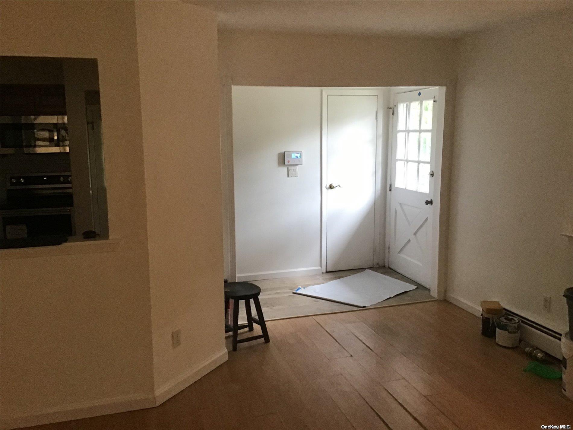 Single Family Broadway  Suffolk County, NY 11950, MLS-L3437528-6