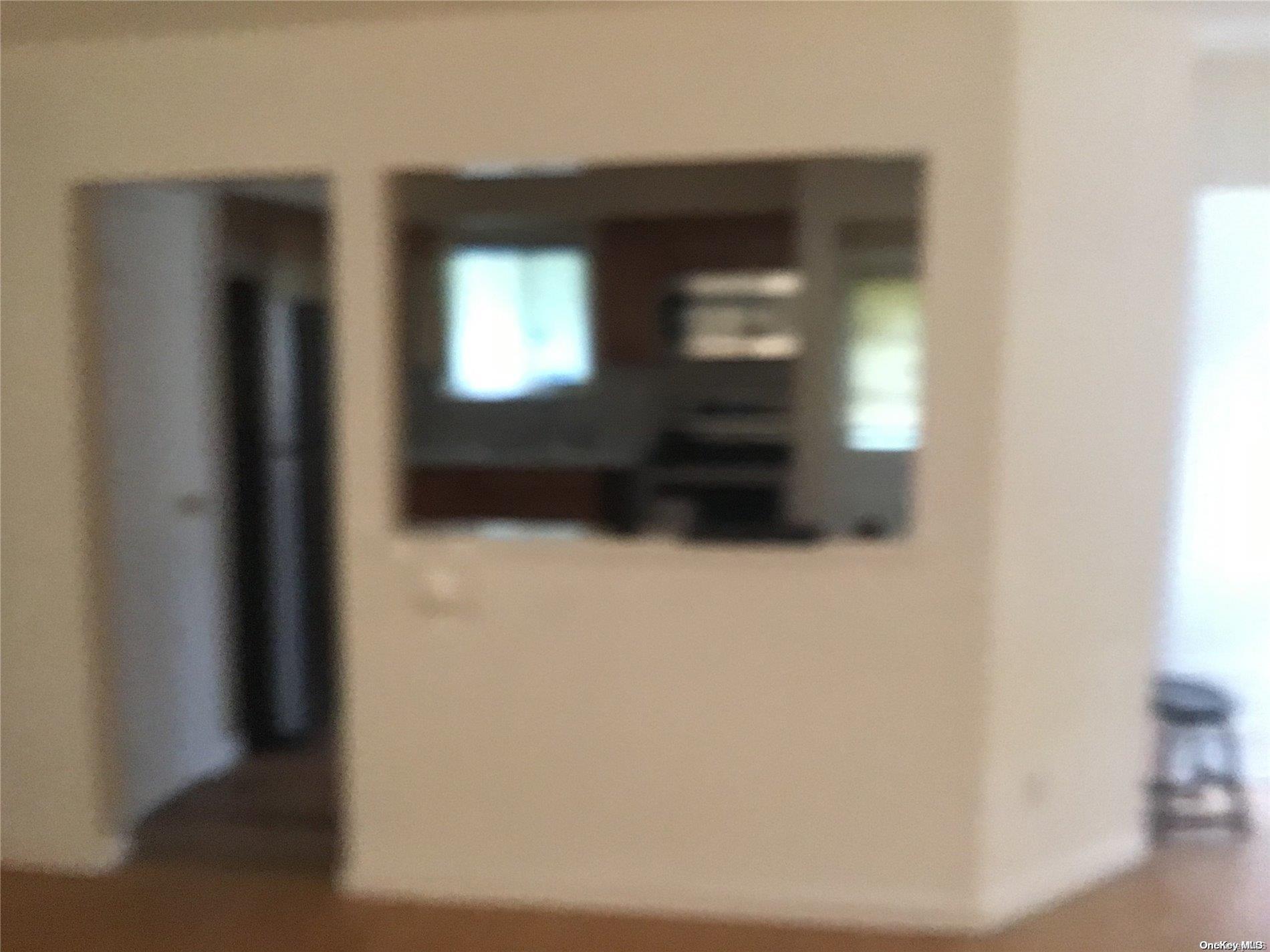 Single Family Broadway  Suffolk County, NY 11950, MLS-L3437528-8