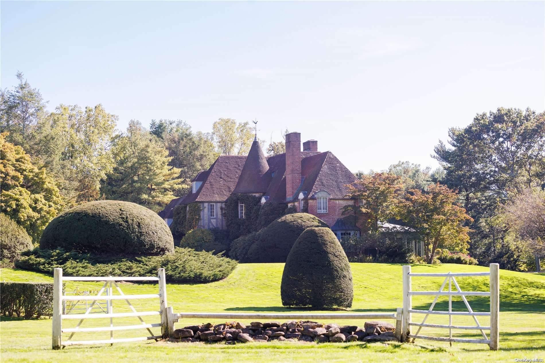 Single Family Muttontown  Nassau County, NY 11791, MLS-L3437884-3