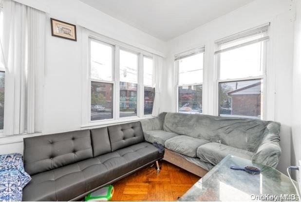 Single Family Homelawn  Queens, NY 11432, MLS-L3472686-10