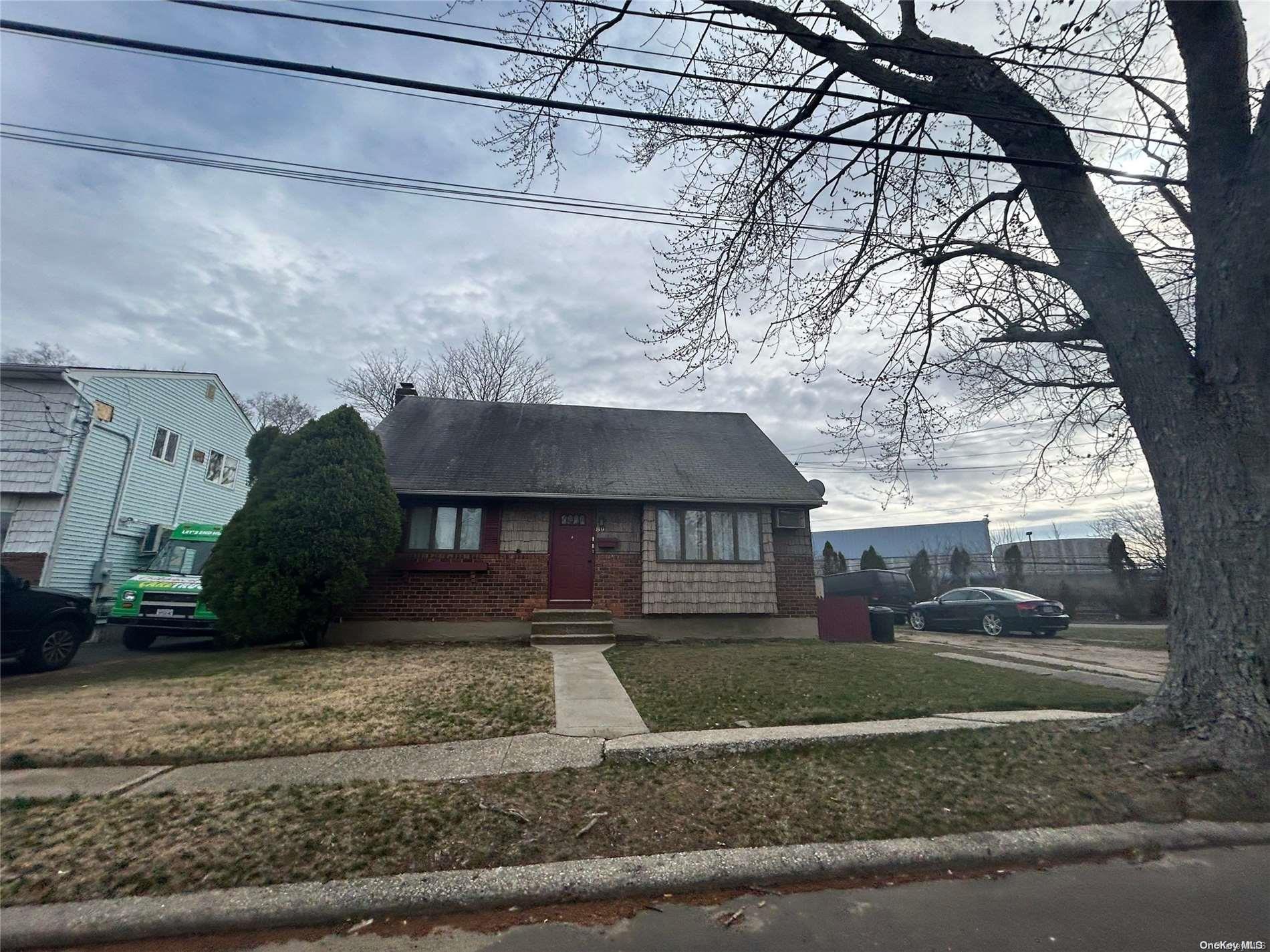 Single Family Sherman  Nassau County, NY 11714, MLS-L3474204-2