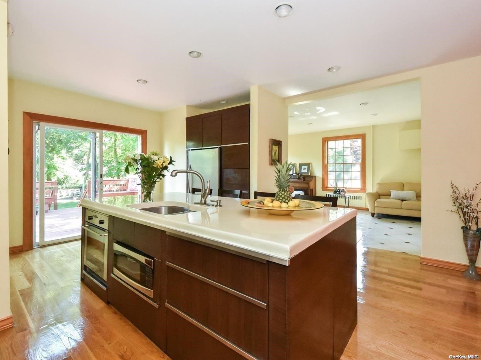 Single Family Cherry  Queens, NY 11363, MLS-L3482349-16