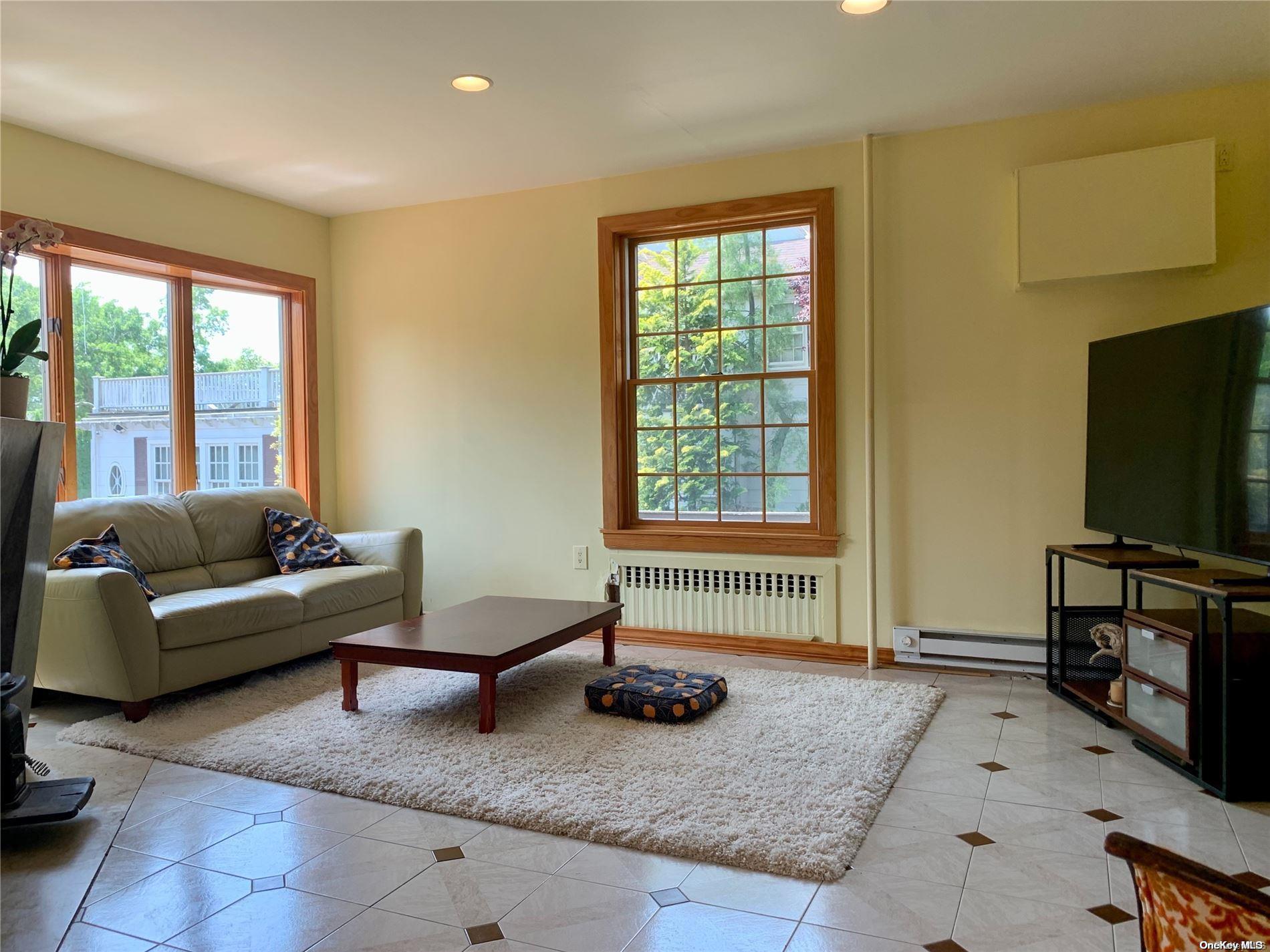 Single Family Cherry  Queens, NY 11363, MLS-L3482349-17