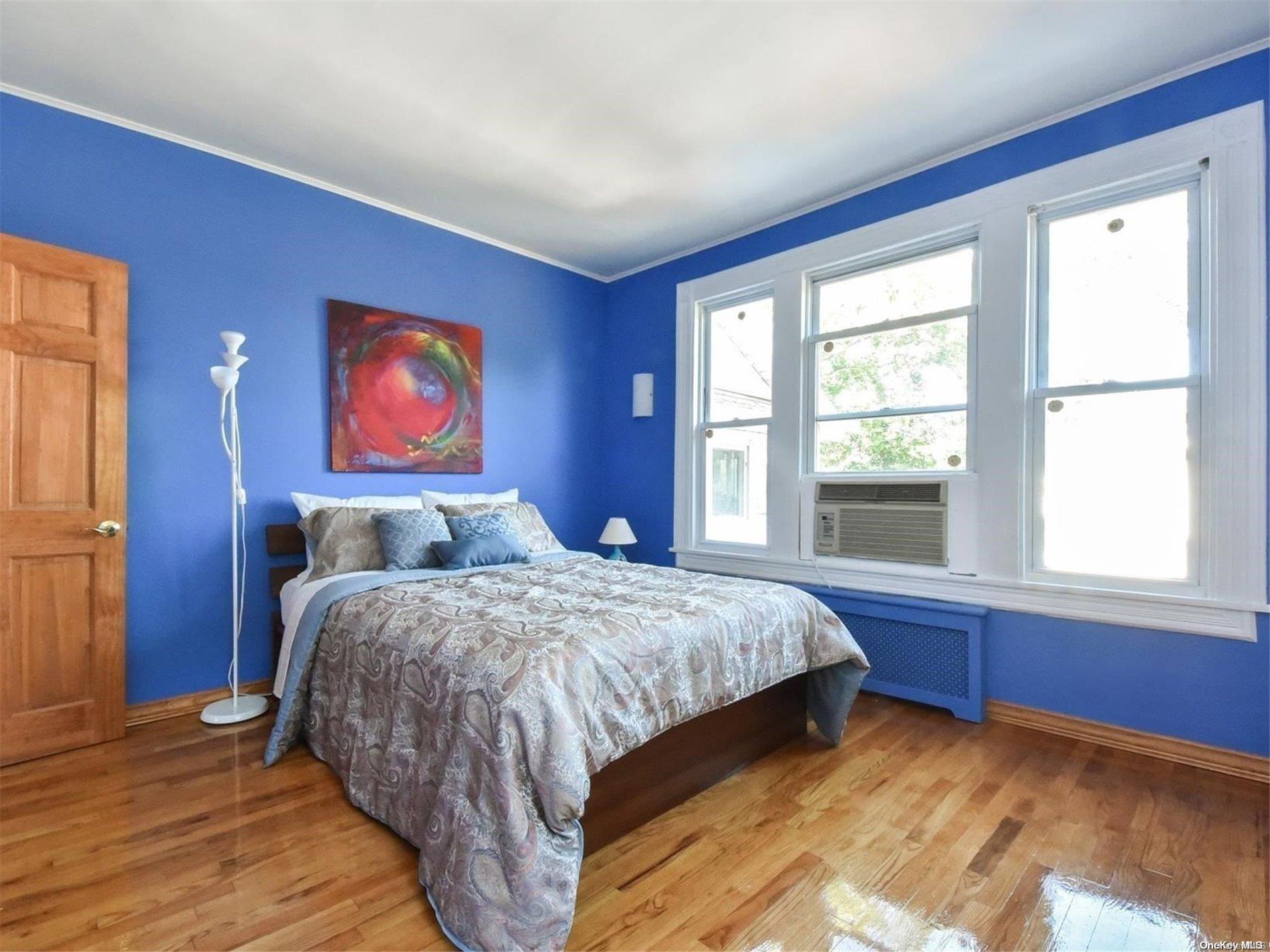 Single Family Cherry  Queens, NY 11363, MLS-L3482349-25