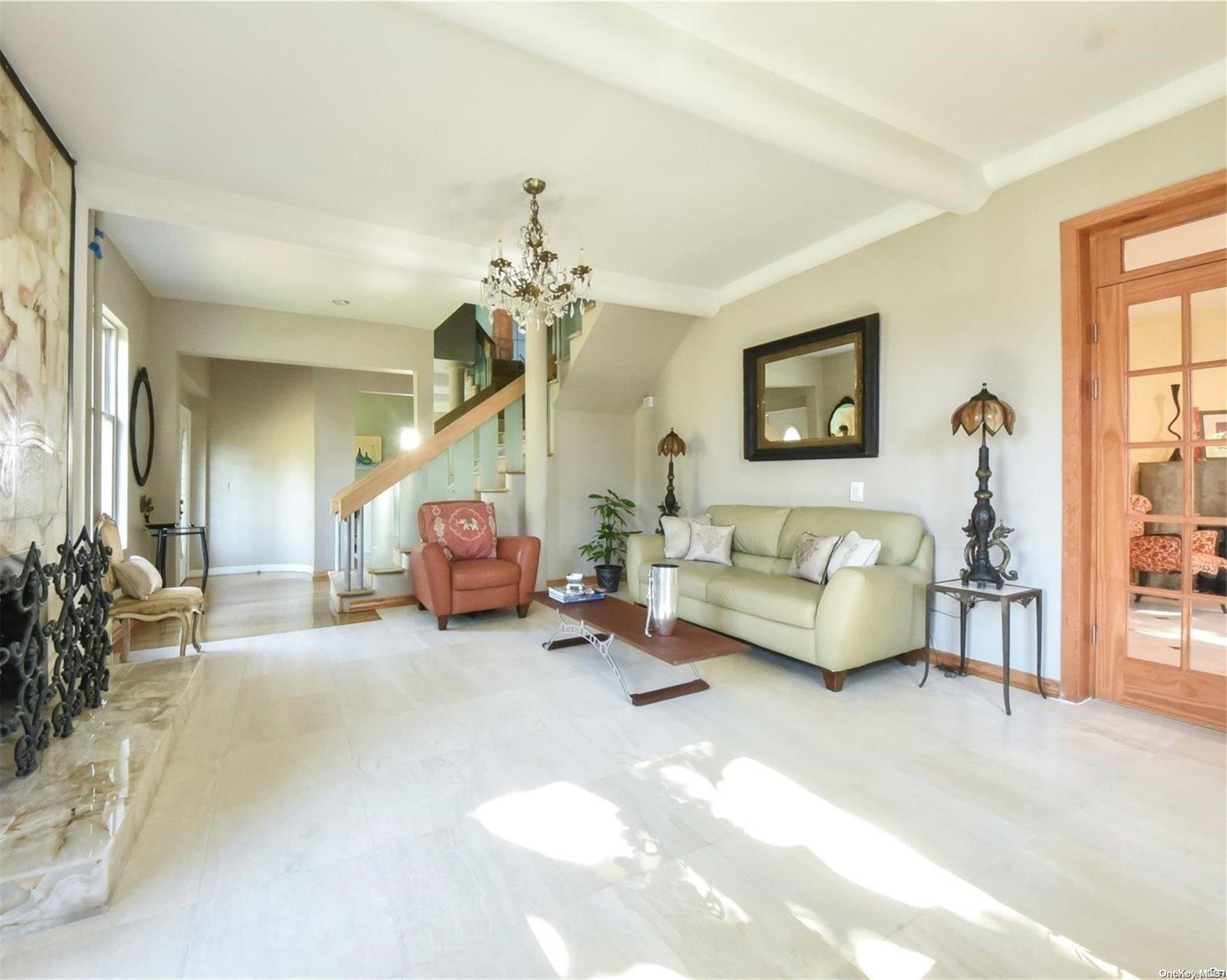 Single Family Cherry  Queens, NY 11363, MLS-L3482349-9