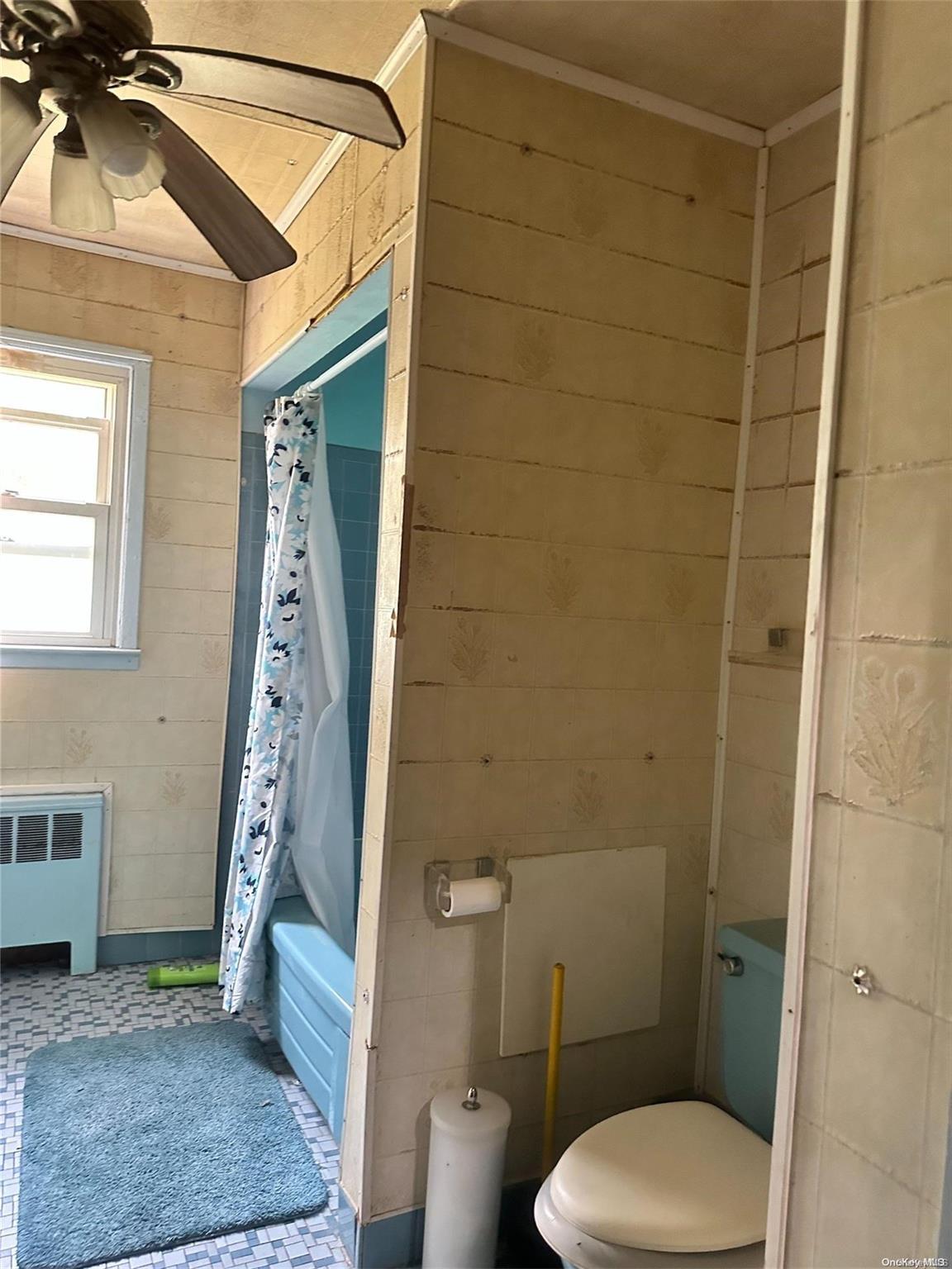 Single Family Spruce  Suffolk County, NY 11701, MLS-L3484250-14