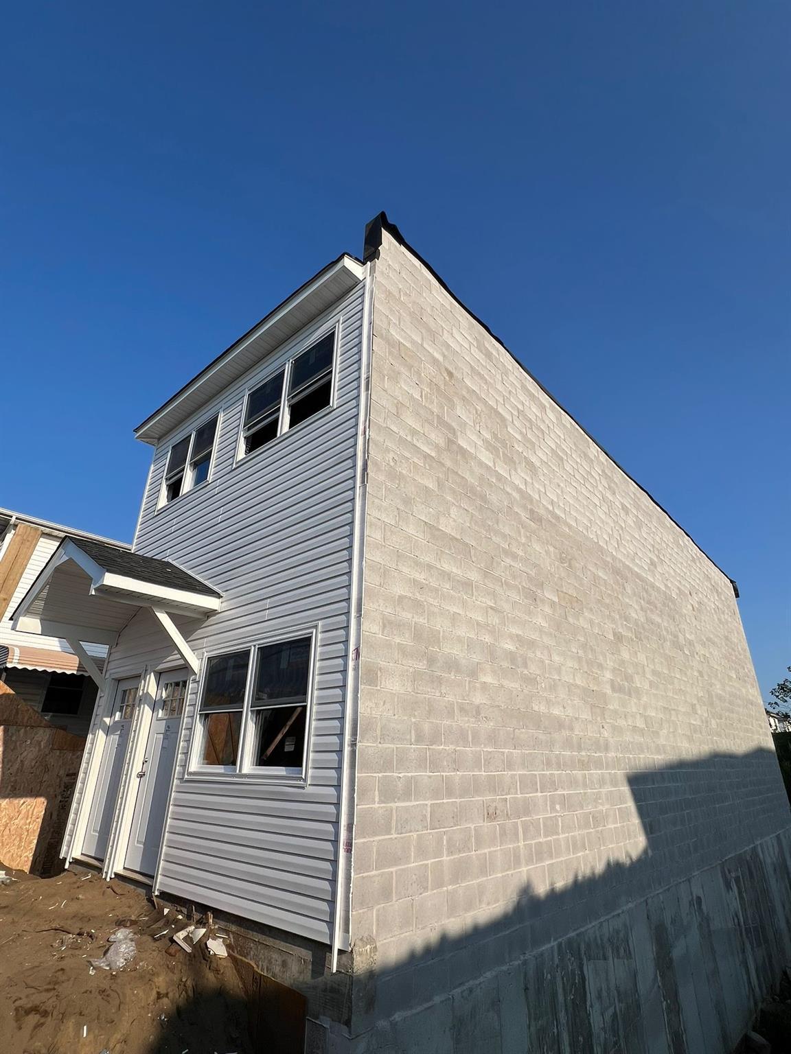 Single Family Blake  Brooklyn, NY 11207, MLS-L3486599-6
