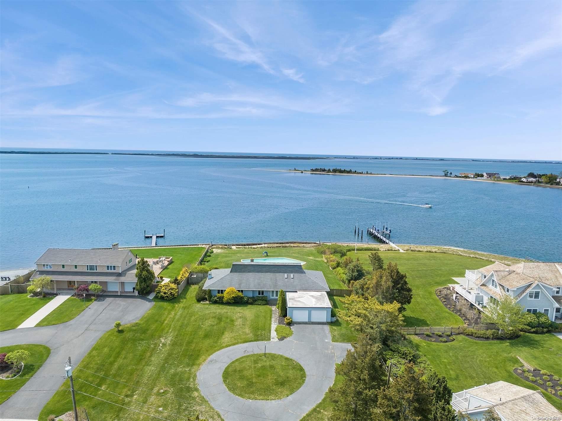 Single Family Oak  Suffolk County, NY 11946, MLS-L3486934-28
