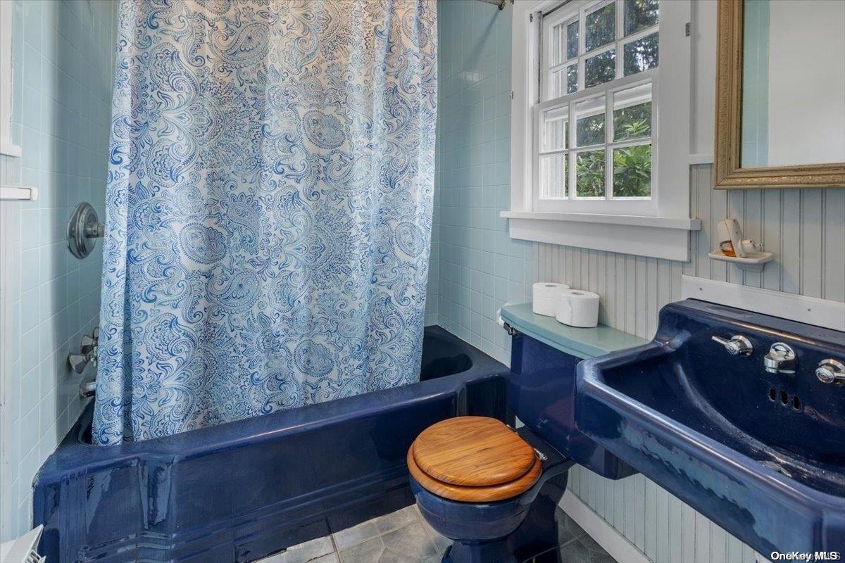 Single Family Pine Neck Suffolk County, NY 11971, MLS-L3487080-14