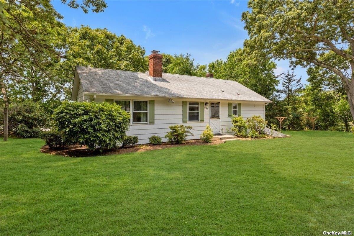 Single Family Pine Neck Suffolk County, NY 11971, MLS-L3487080-19