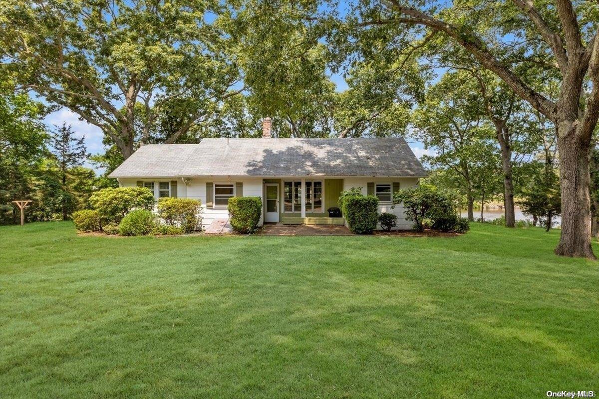 Single Family Pine Neck Suffolk County, NY 11971, MLS-L3487080-3