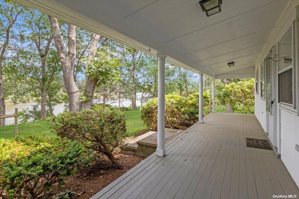 Single Family Pine Neck Suffolk County, NY 11971, MLS-L3487080-5