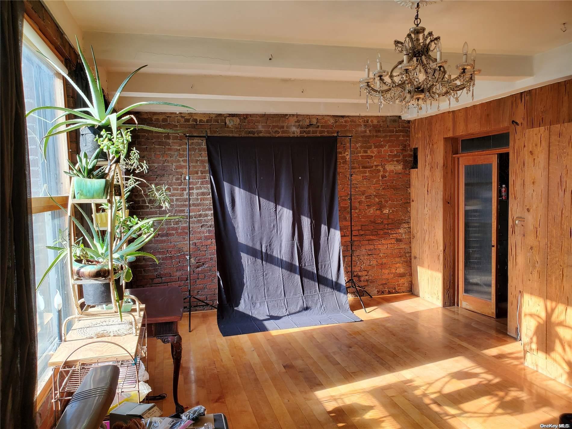 Commercial Sale Montrose  Brooklyn, NY 11206, MLS-L3489221-26