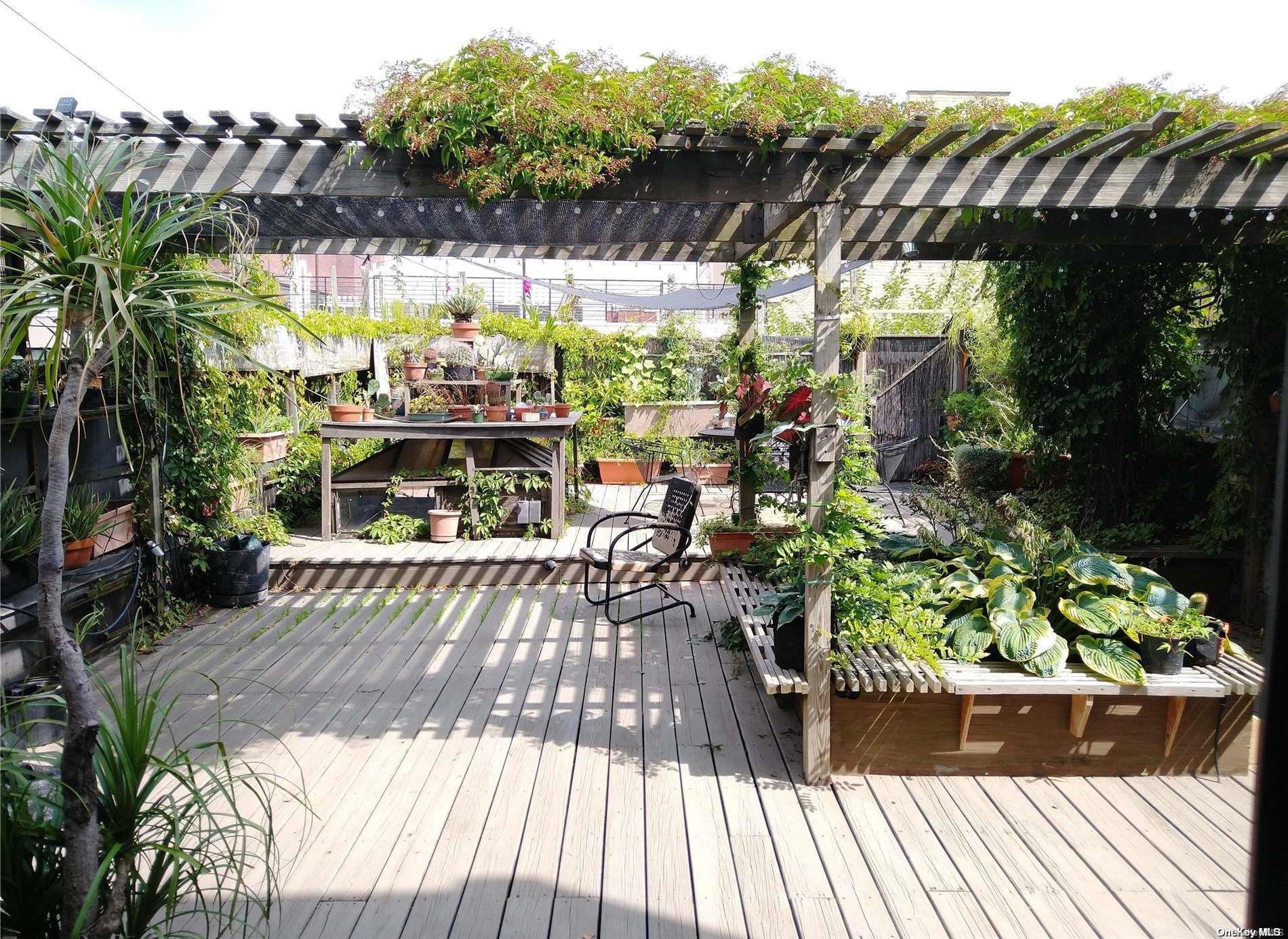 Commercial Sale Montrose  Brooklyn, NY 11206, MLS-L3489221-28