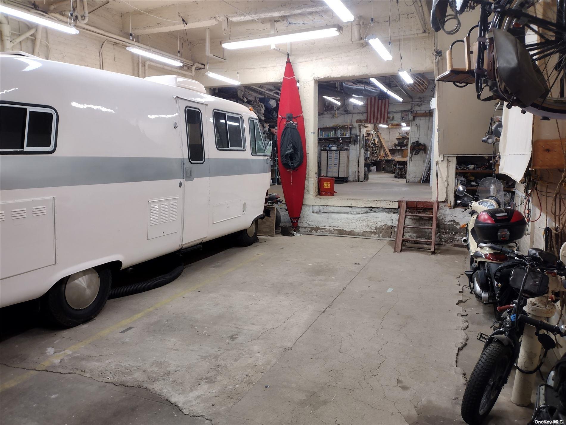 Commercial Sale Montrose  Brooklyn, NY 11206, MLS-L3489221-5