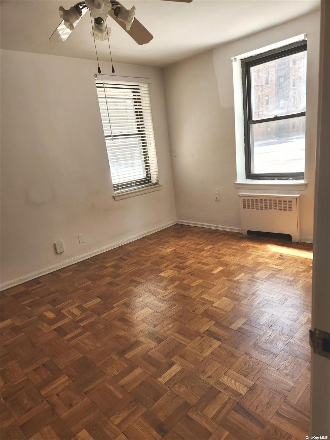 Coop 32  Queens, NY 11369, MLS-L3490668-7