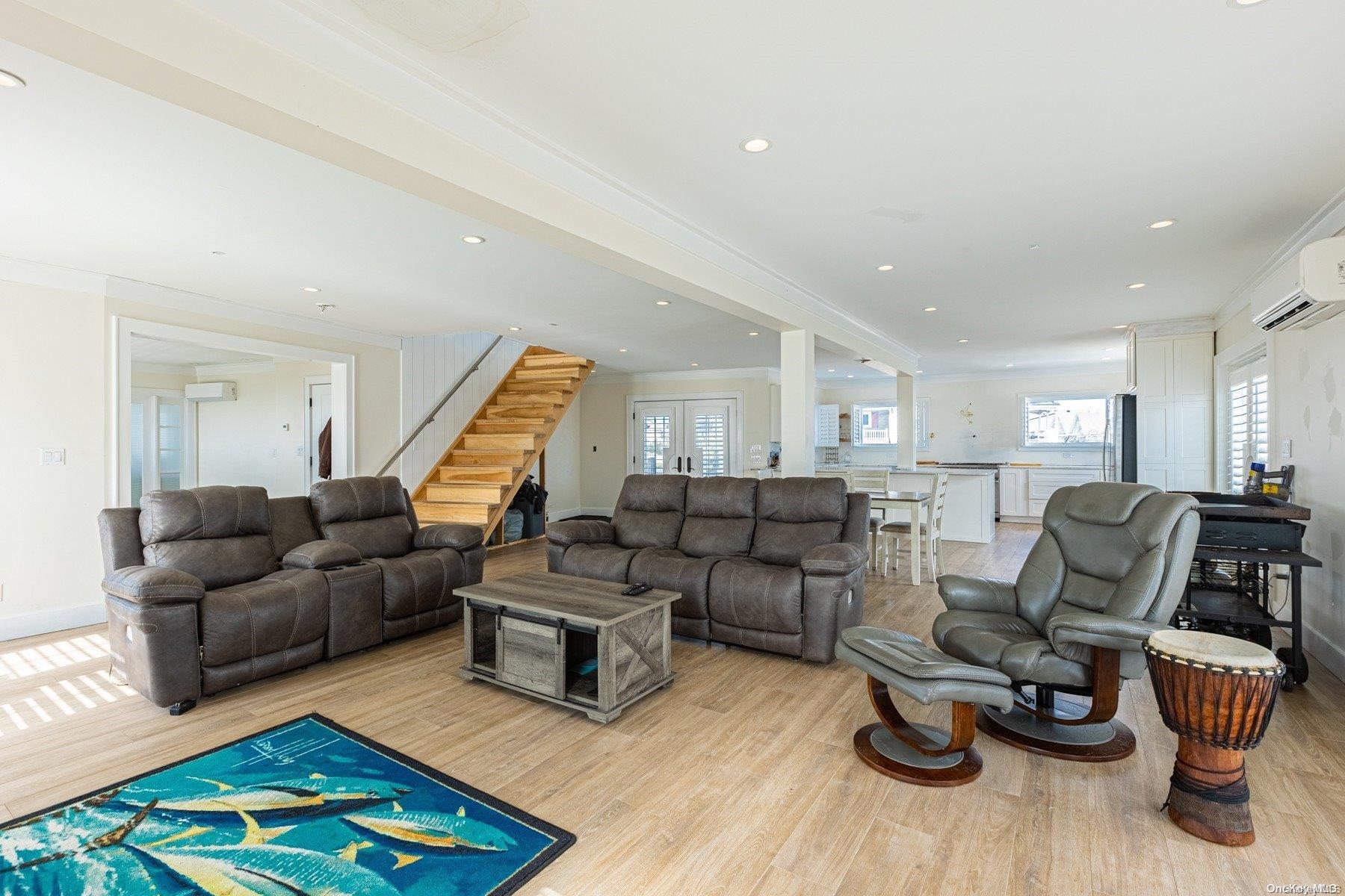 Single Family Bay 9th  Suffolk County, NY 11795, MLS-L3492708-10
