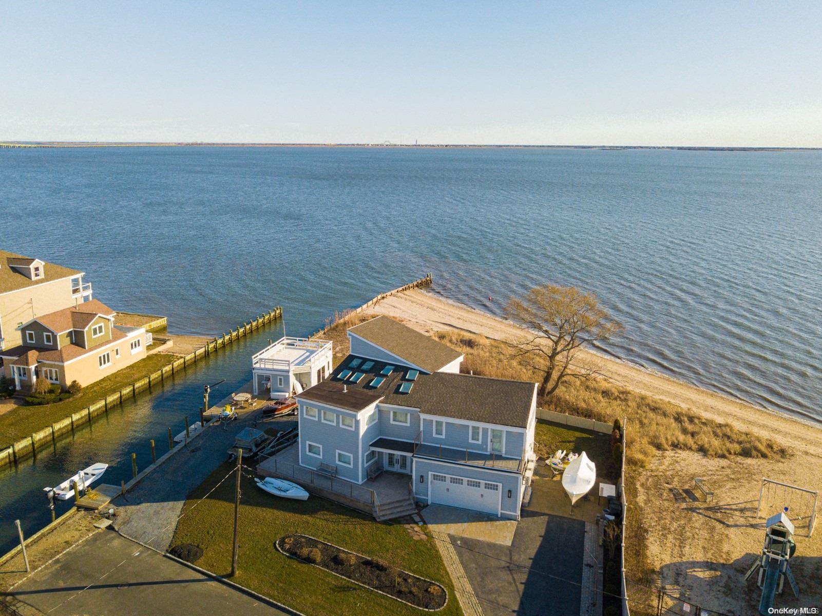 Single Family Bay 9th  Suffolk County, NY 11795, MLS-L3492708-27