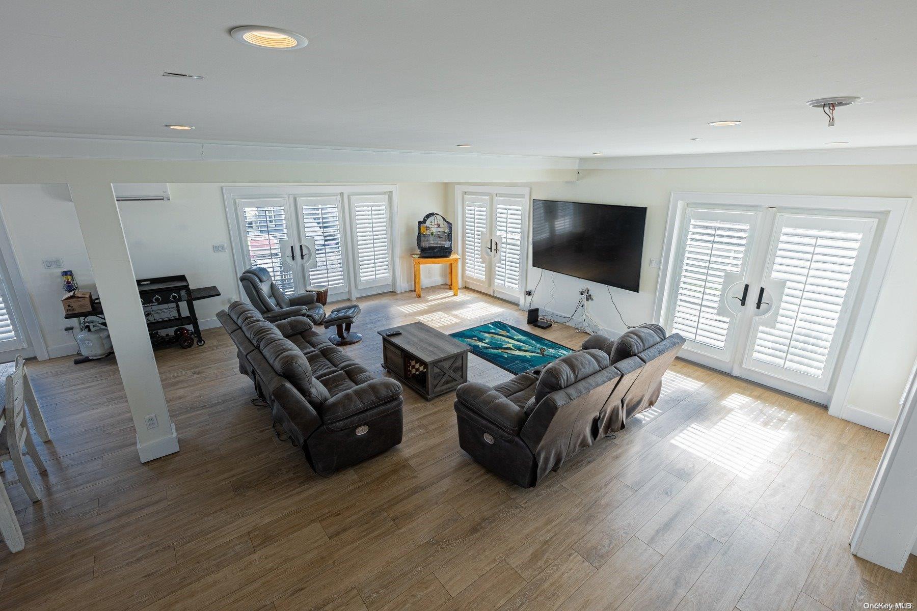 Single Family Bay 9th  Suffolk County, NY 11795, MLS-L3492708-9