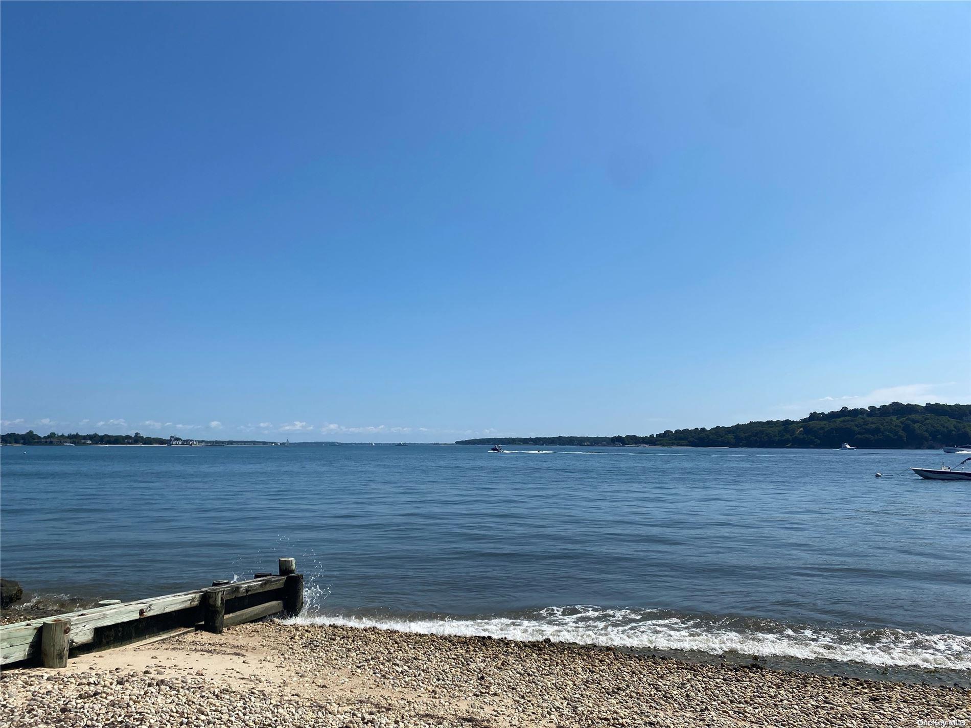 Single Family Kerwin  Suffolk County, NY 11944, MLS-L3494242-7