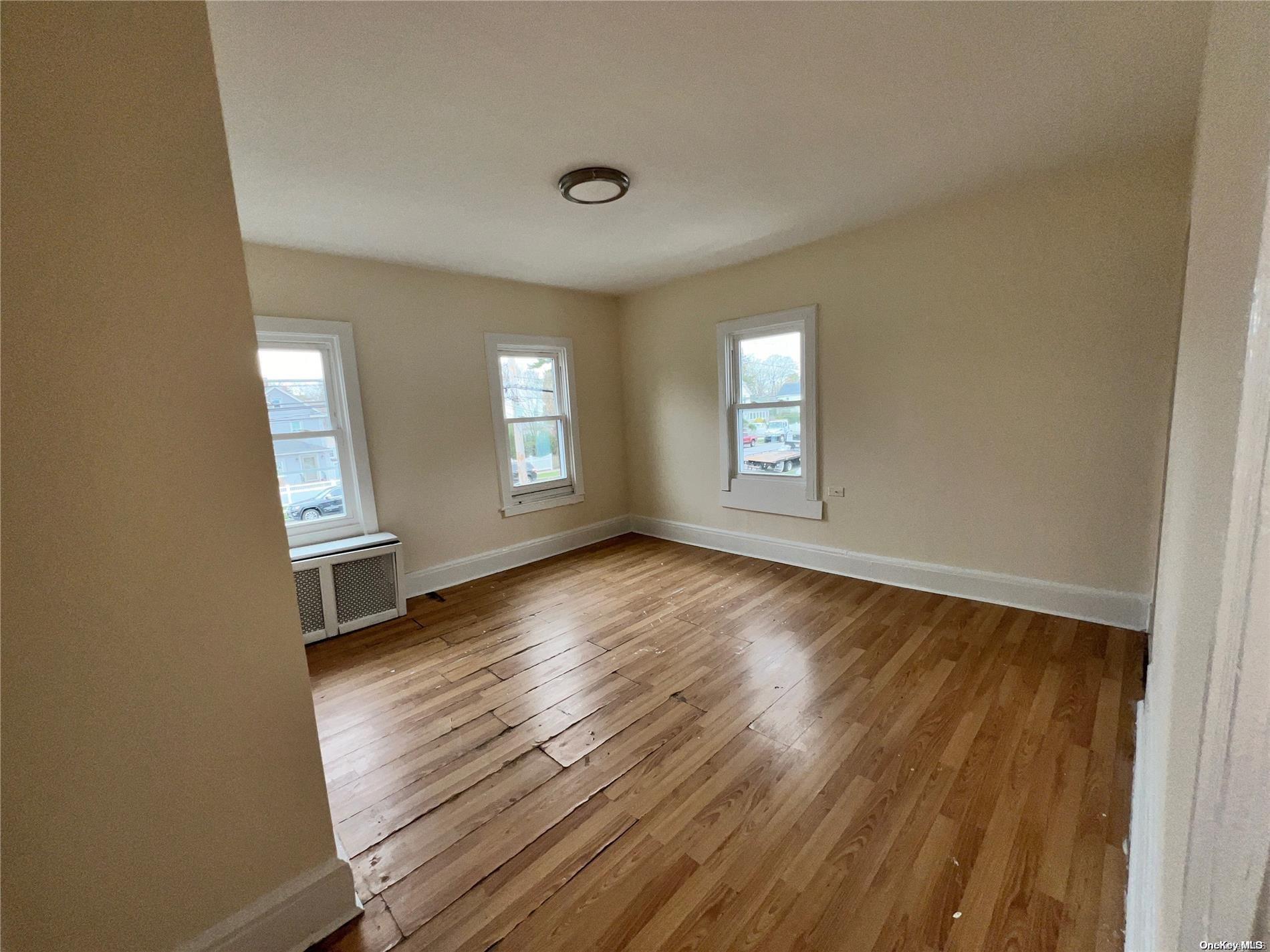 Single Family Thorne  Nassau County, NY 11550, MLS-L3496667-12