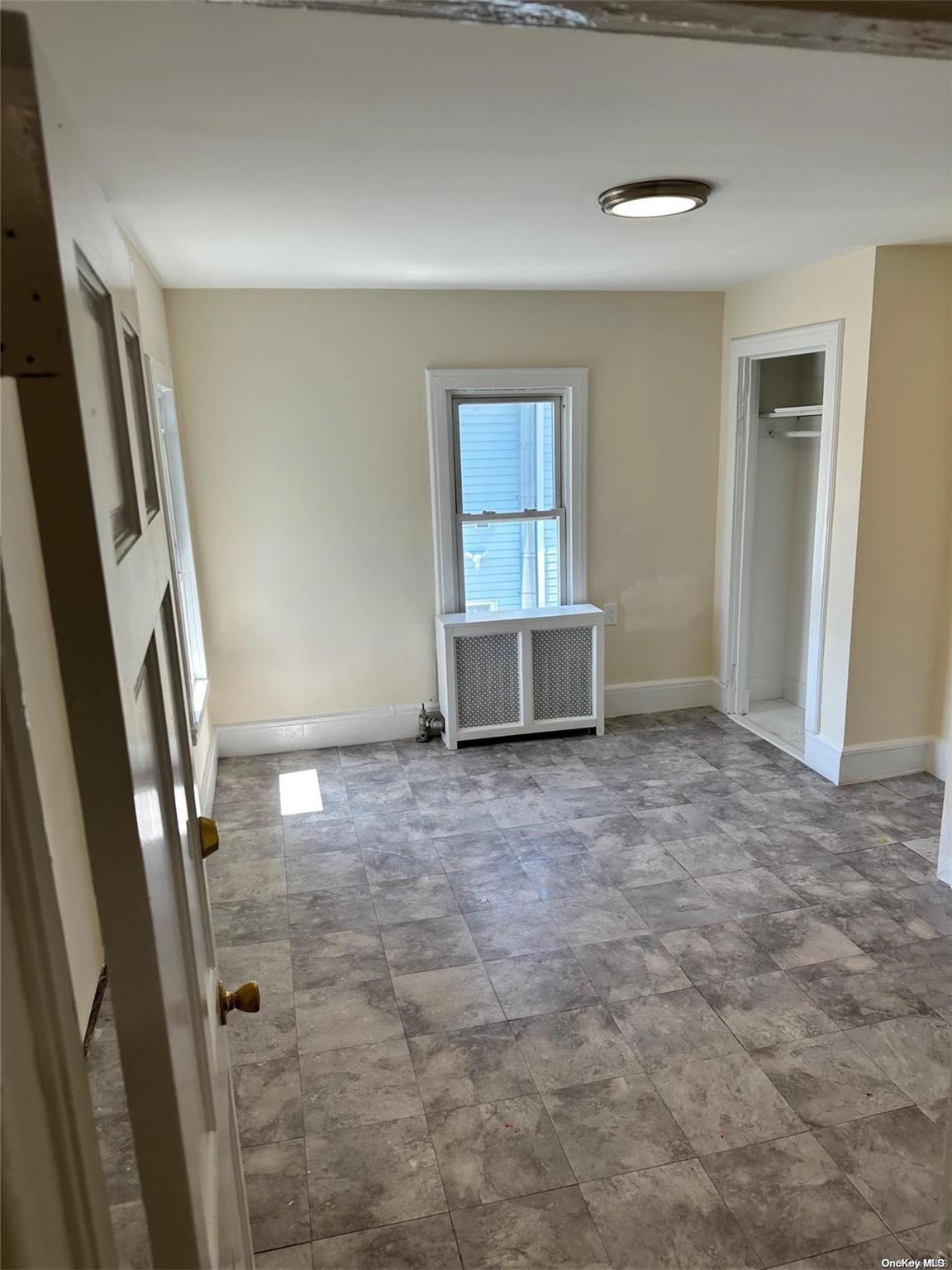 Single Family Thorne  Nassau County, NY 11550, MLS-L3496667-18