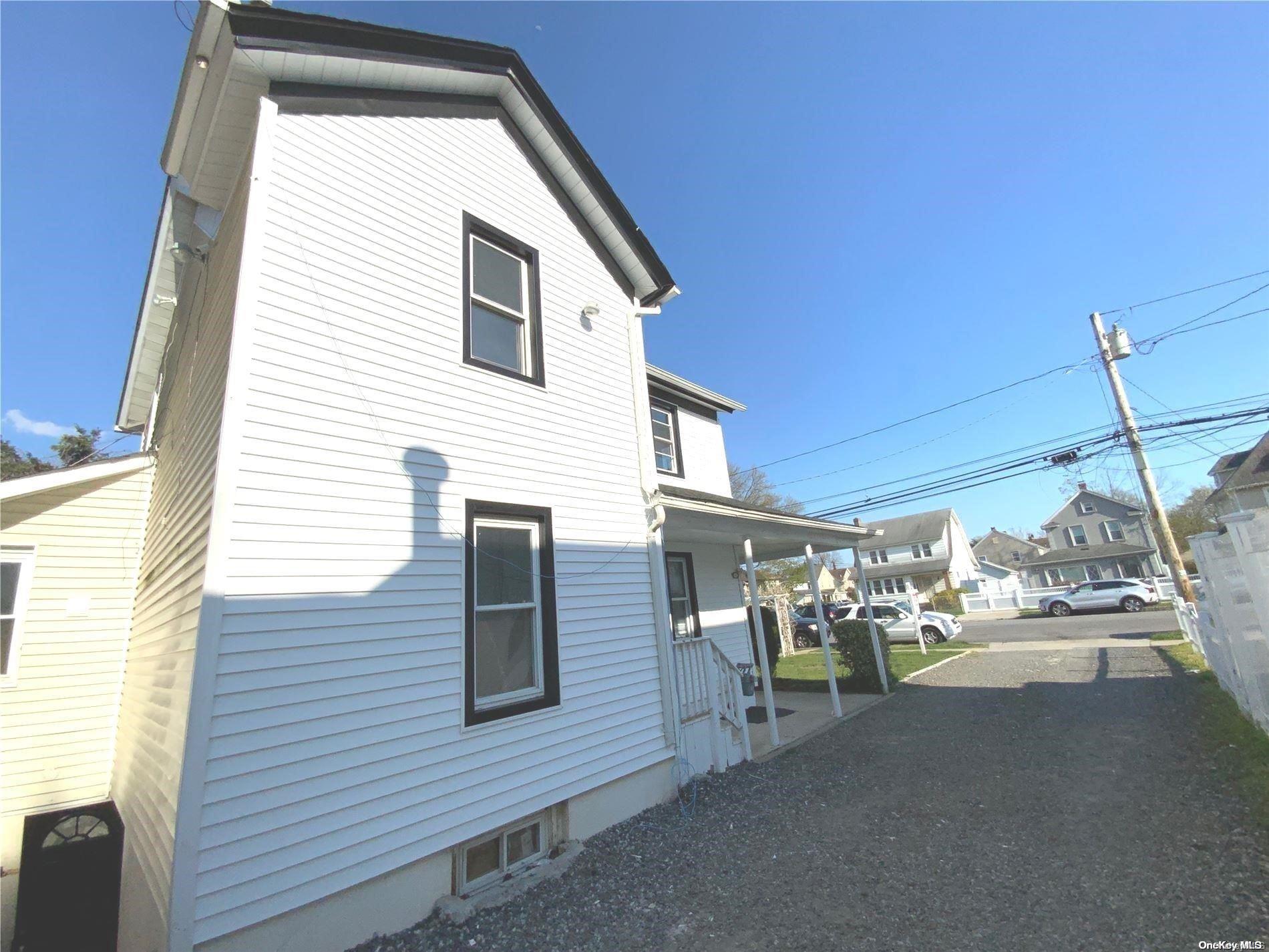 Single Family Thorne  Nassau County, NY 11550, MLS-L3496667-5