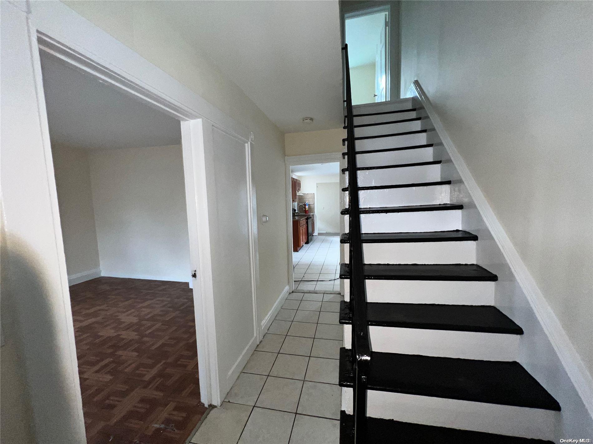 Single Family Thorne  Nassau County, NY 11550, MLS-L3496667-6