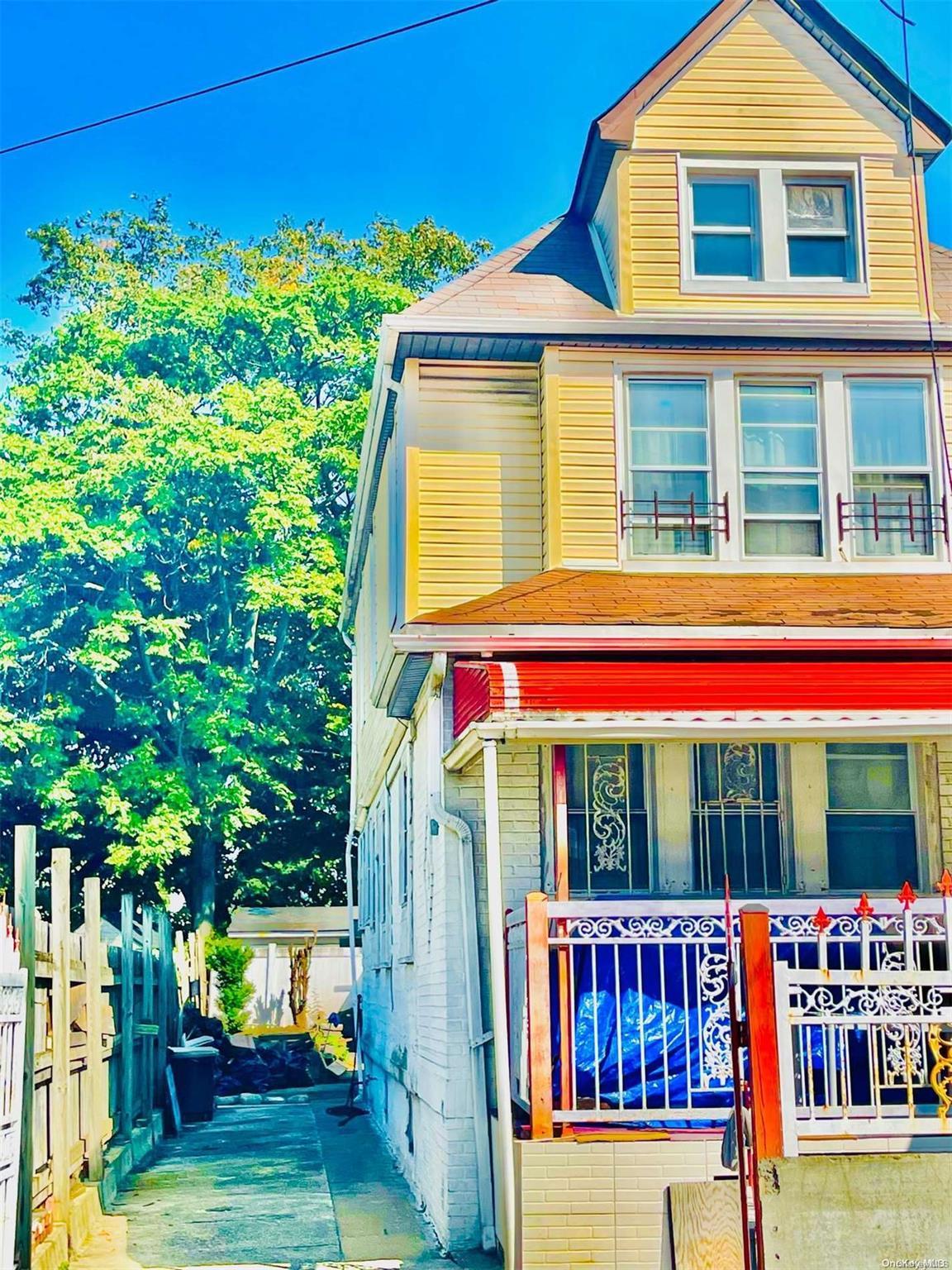 Single Family 166th Street  Queens, NY 11433, MLS-L3507992-2