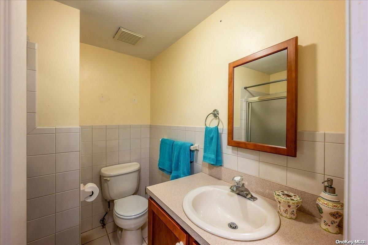Single Family Yennecott  Suffolk County, NY 11971, MLS-L3509055-24